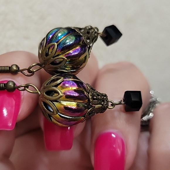 Hot Air Balloon Earrings - Picture 7 of 7